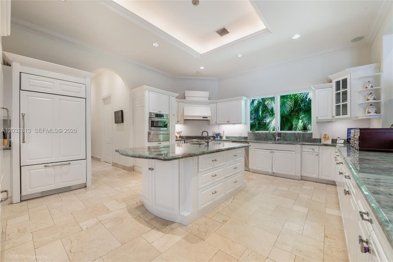 7405 SW 104th St, Pinecrest FL 33156 — 9