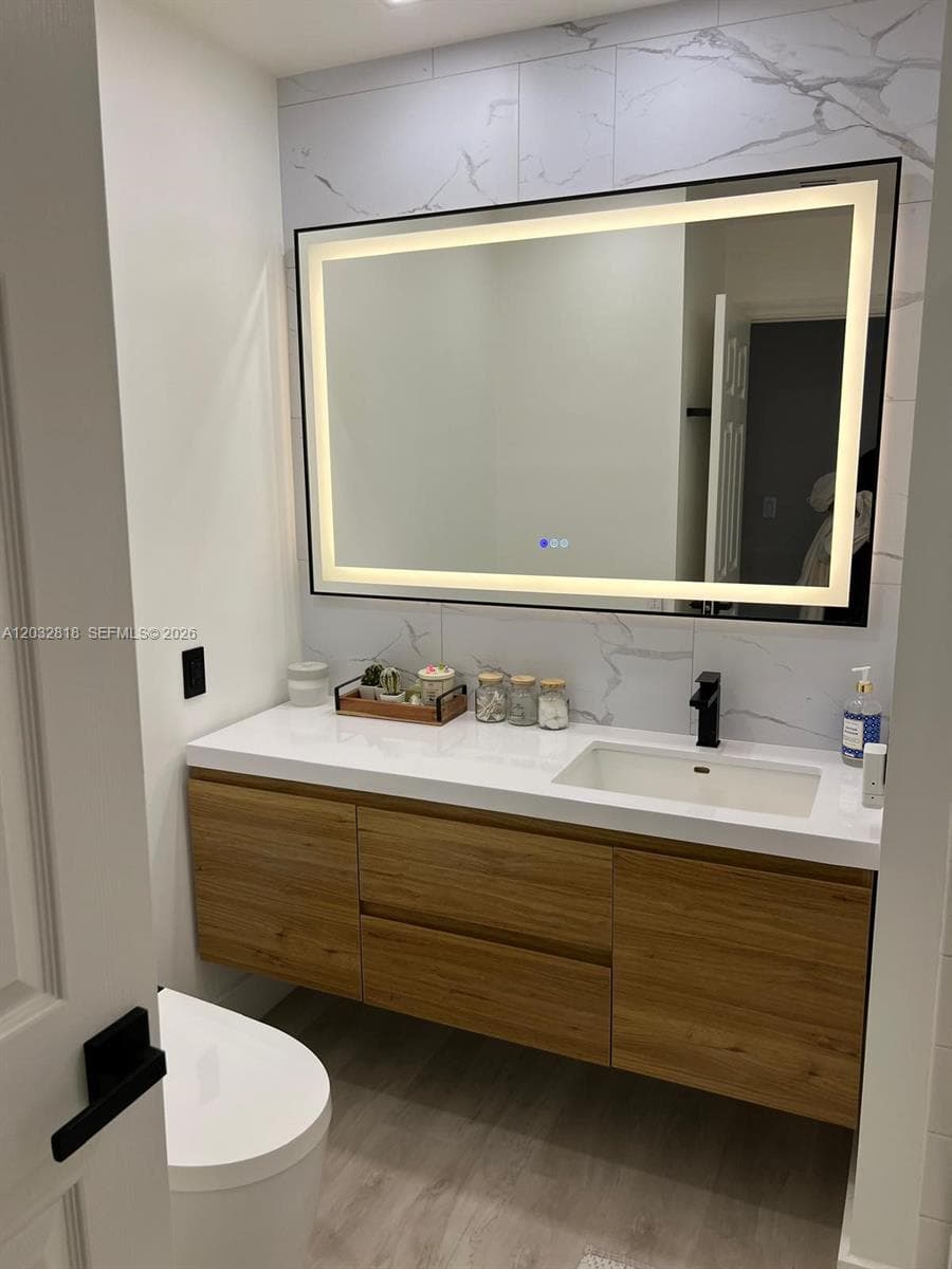 9755 NW 52nd St # 216, Doral FL 33178 — 18