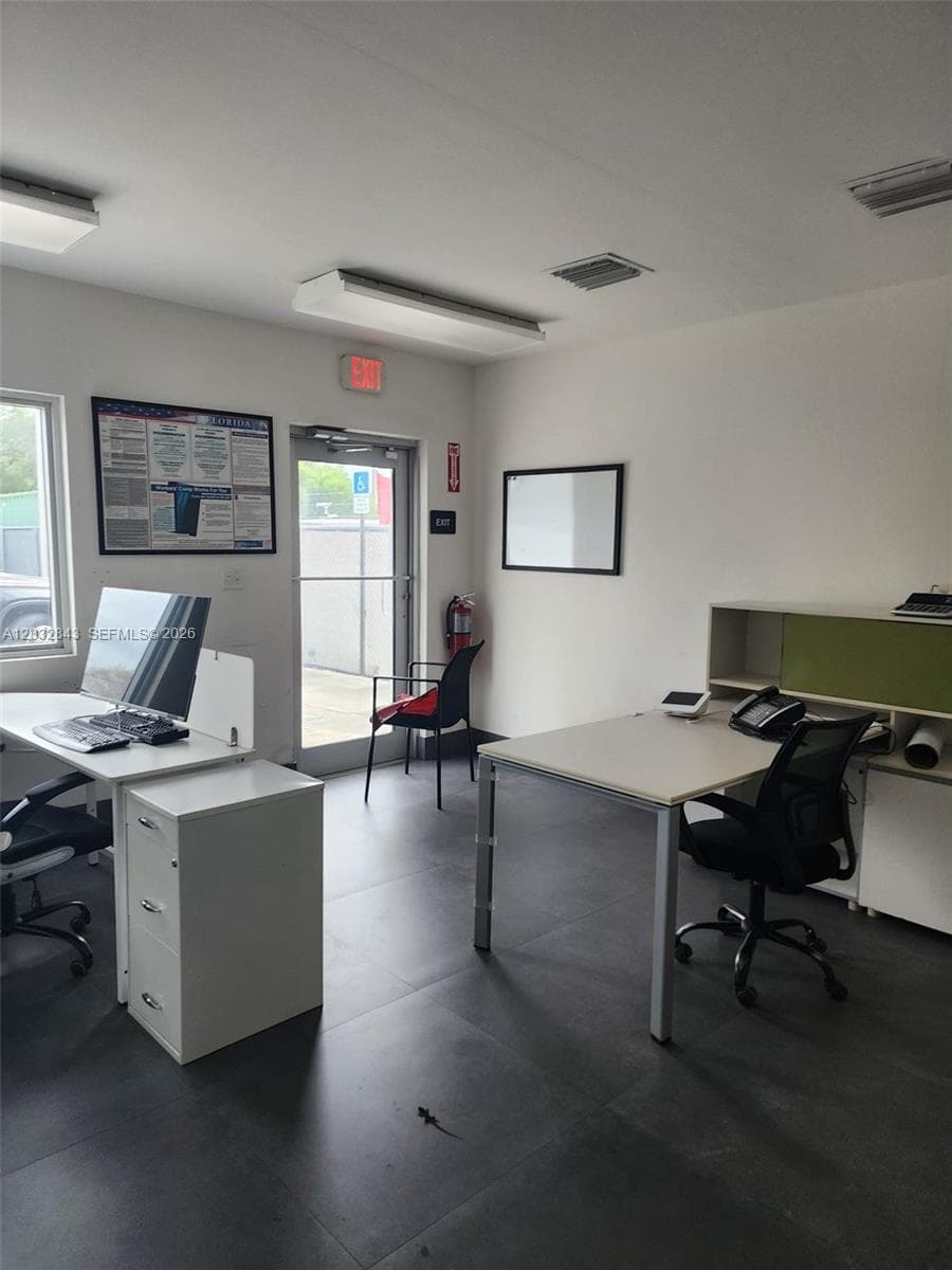 10810 NW 22nd St, Sweetwater FL 33172 — 7