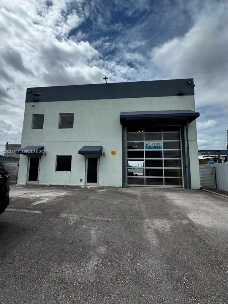 10810 NW 22nd St, Sweetwater FL 33172 — 1