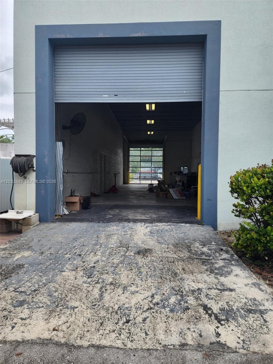 10810 NW 22nd St, Sweetwater FL 33172 — 21