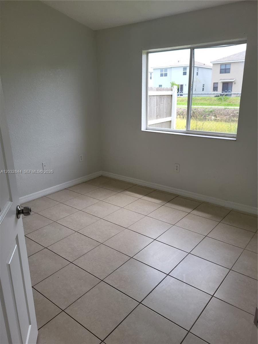 31 NE 13th Ave # 5, Homestead FL 33033 — 12