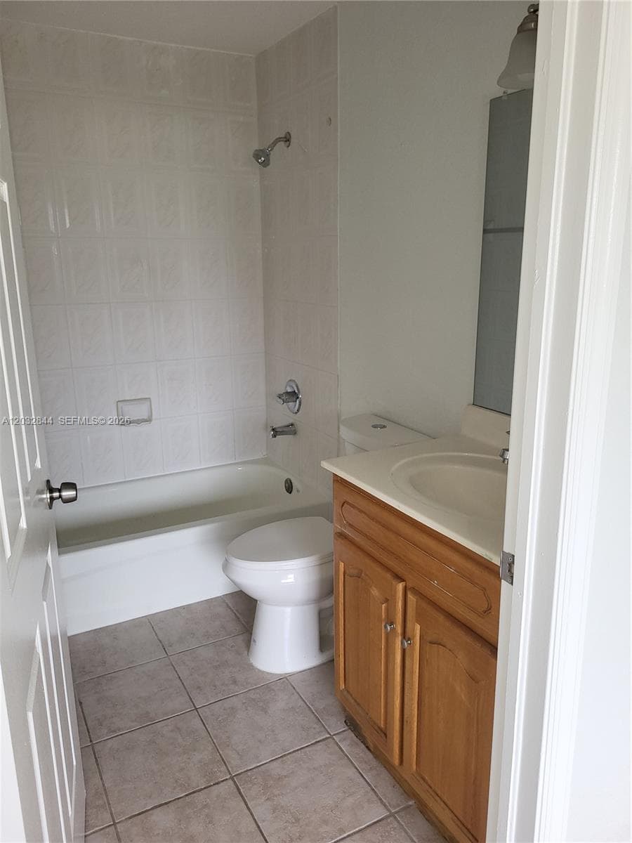 31 NE 13th Ave # 5, Homestead FL 33033 — 8