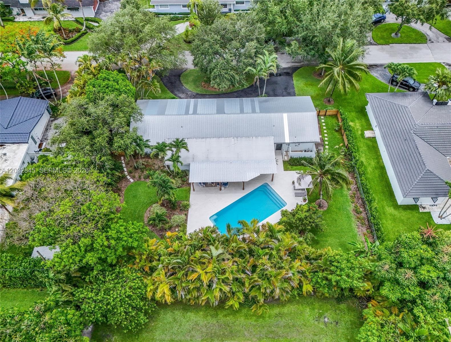 7345 SW 122nd St, Pinecrest FL 33156 — 4
