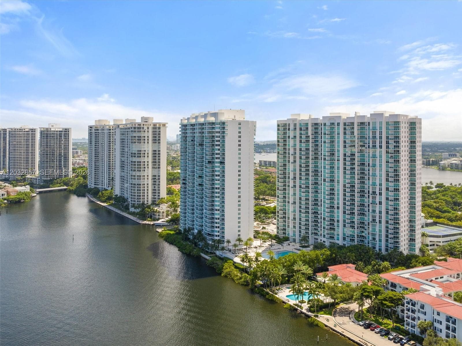 3201 NE 183rd St # 1806, Aventura FL 33160 — 54