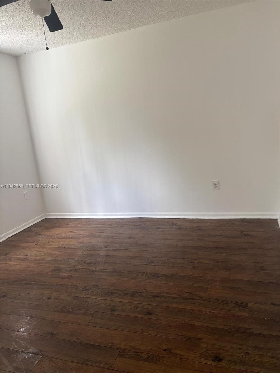 2925 W 80th St # 101, Hialeah FL 33018 — 7