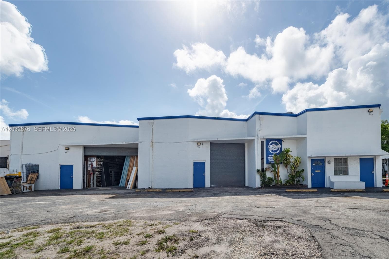 15221 NE 21st Ave, North Miami Beach FL 33162 — 3