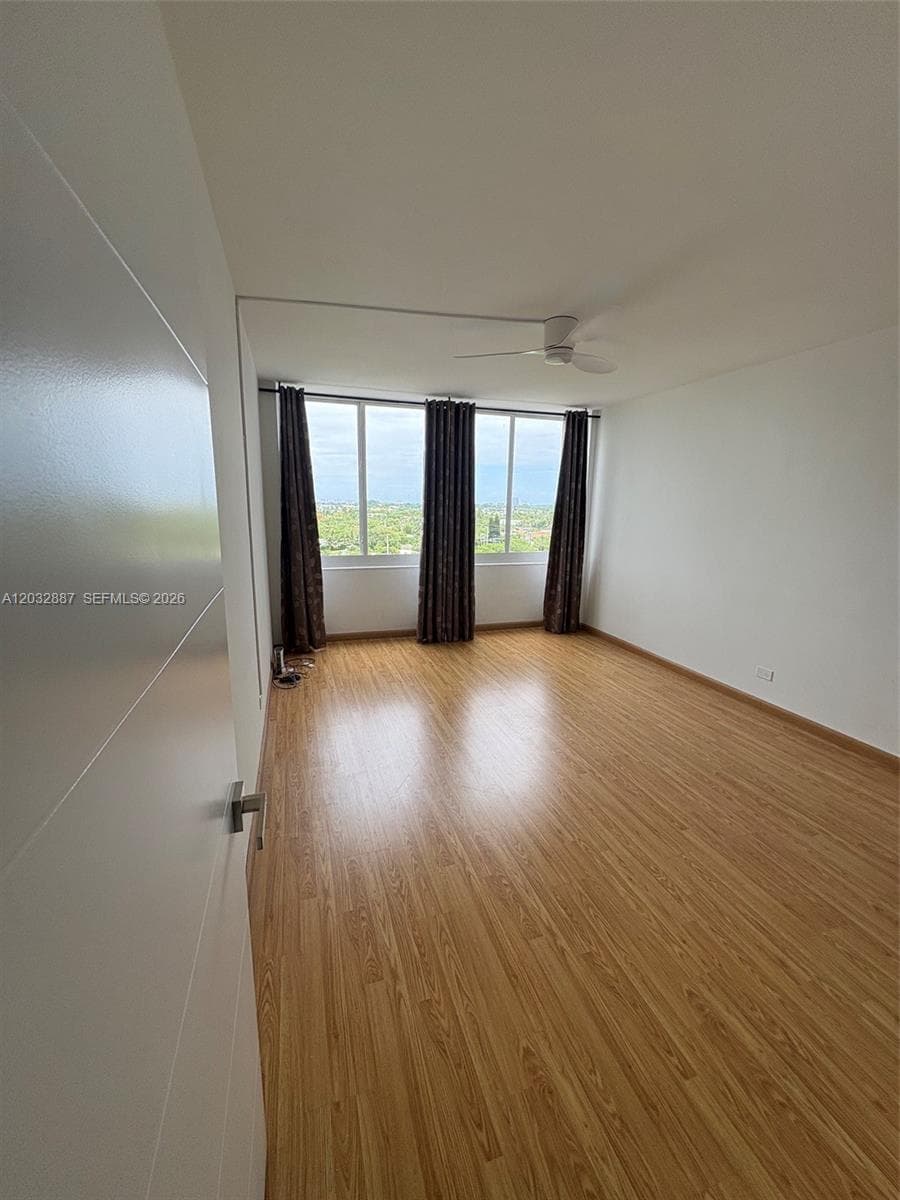 7441 Wayne Ave # 8B, Miami Beach FL 33141 — 10