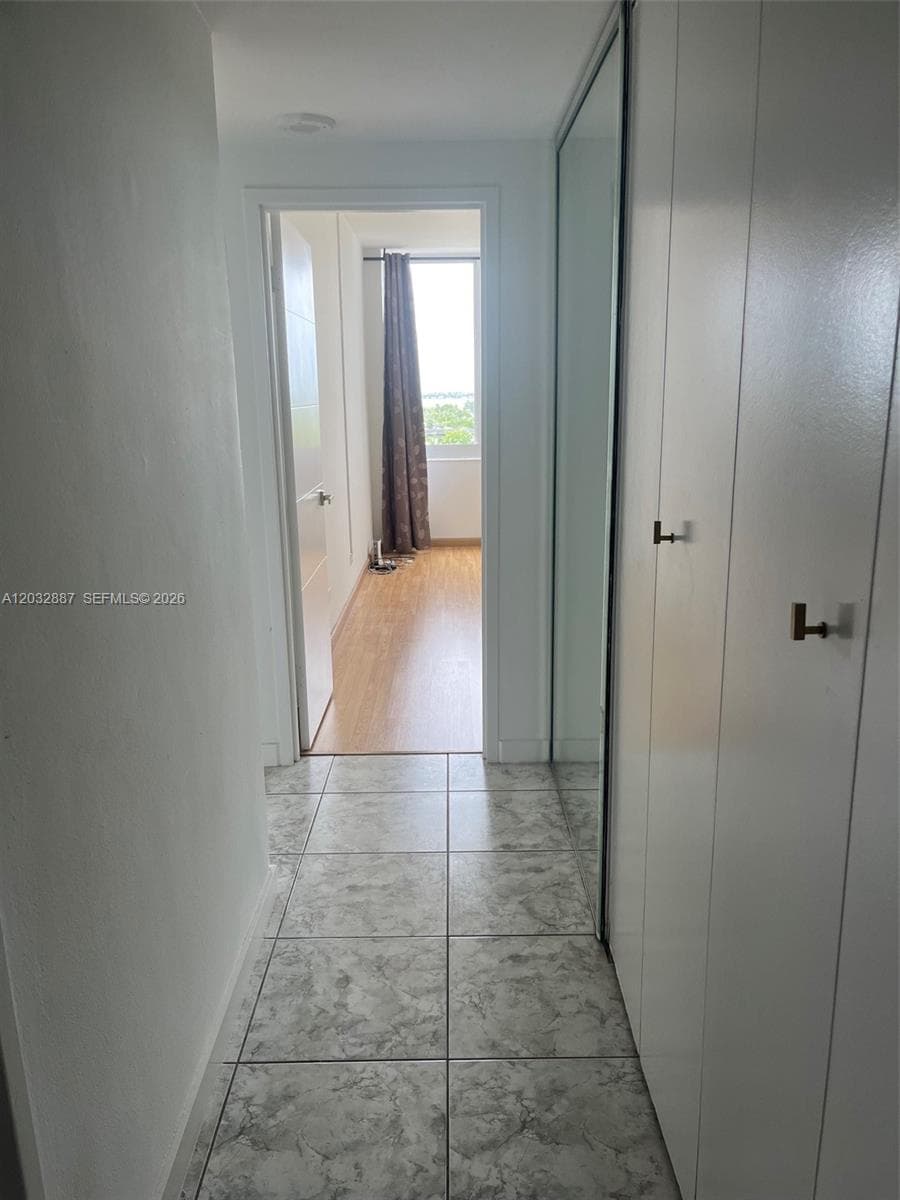 7441 Wayne Ave # 8B, Miami Beach FL 33141 — 18