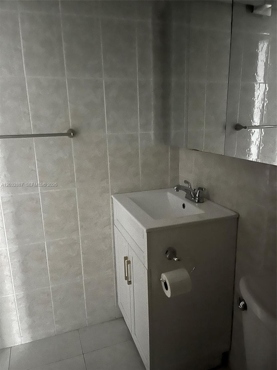 7441 Wayne Ave # 8B, Miami Beach FL 33141 — 15
