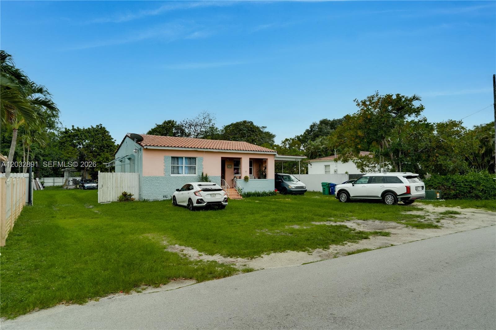 5860 SW 19th St, Miami FL 33155 — 6