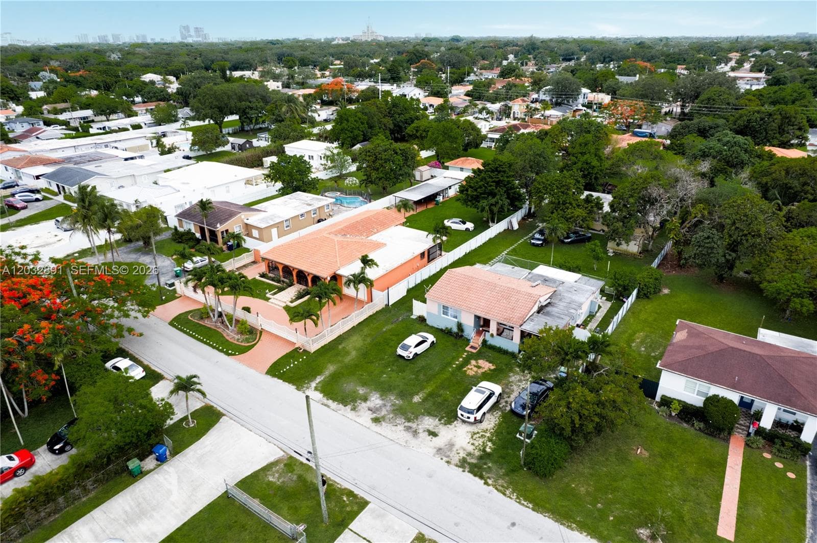 5860 SW 19th St, Miami FL 33155 — 12