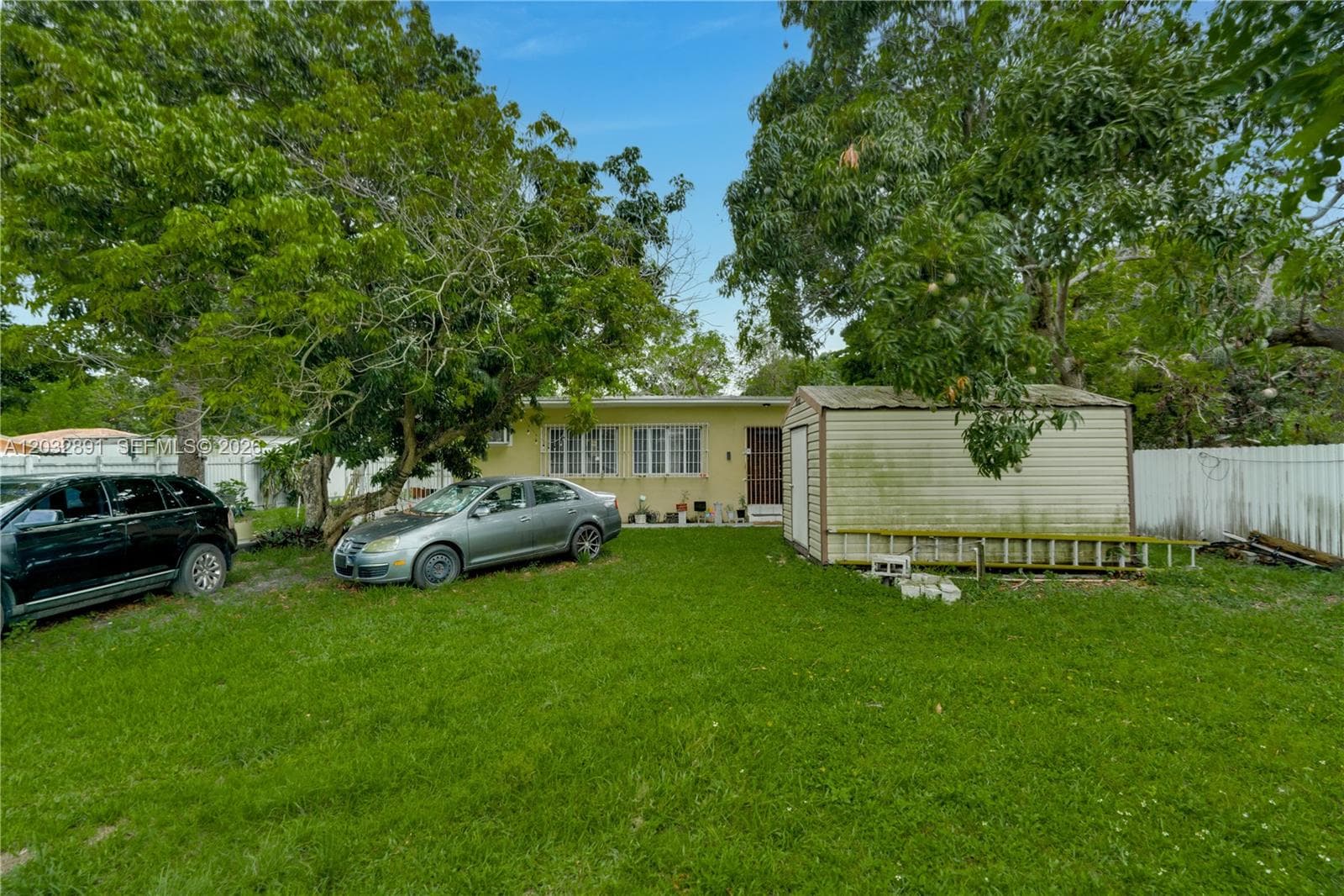 5860 SW 19th St, Miami FL 33155 — 9