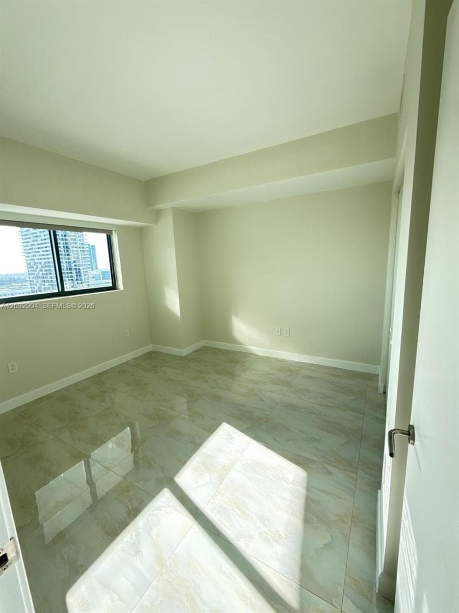 460 NE 28th St # 1907, Miami FL 33137 — 7