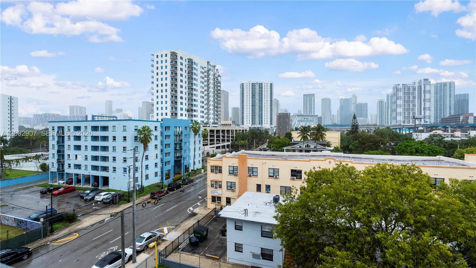 546 SW 1st St # 603, Miami FL 33130 — 1