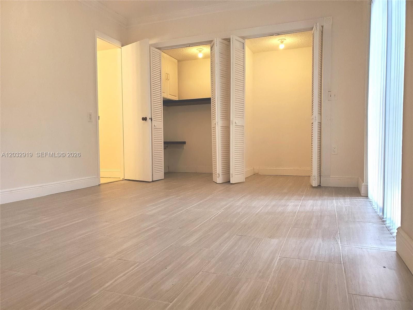 250 NW 107th Ave # 106, Miami FL 33172 — 17