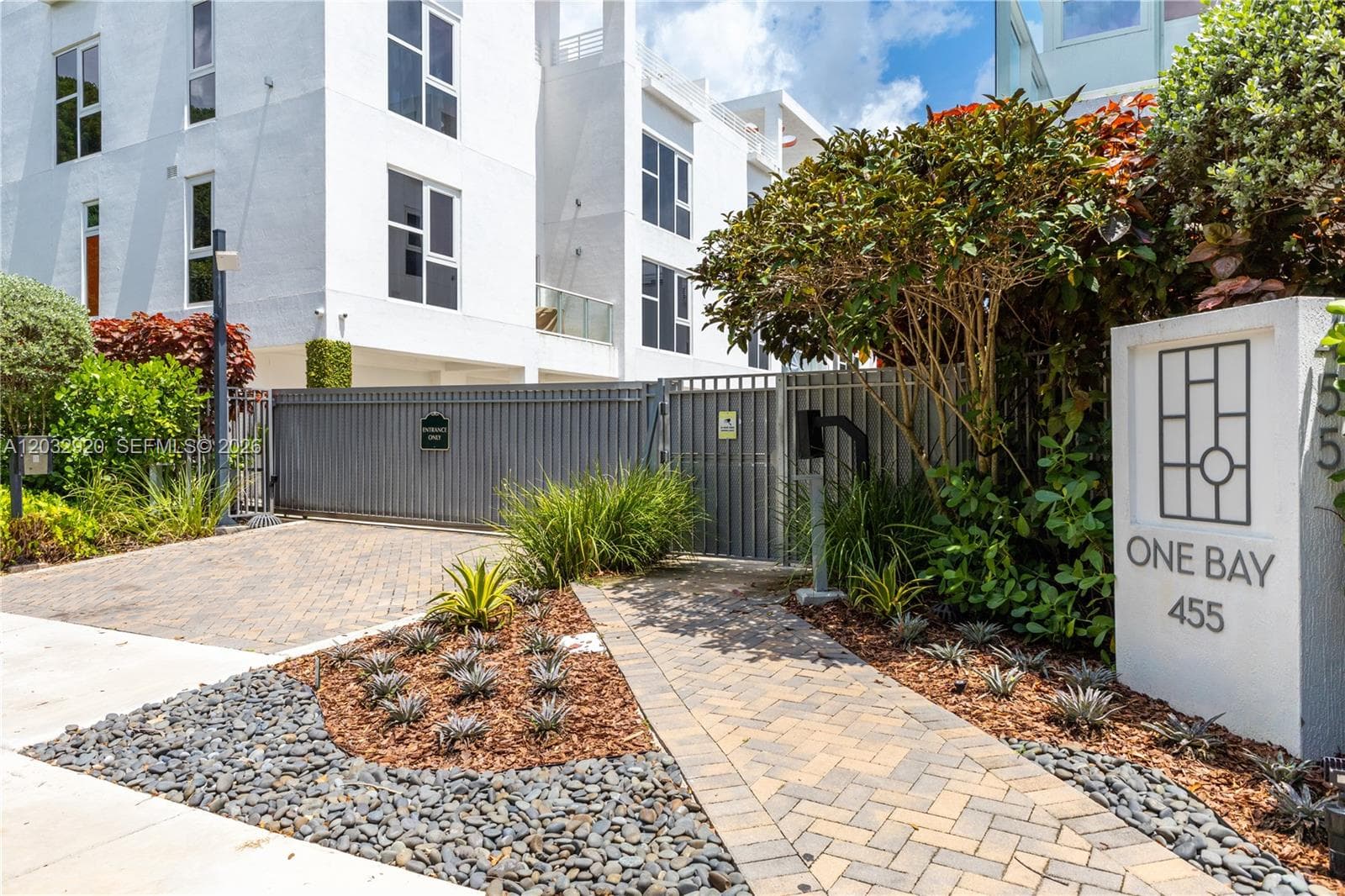 455 NE 39th St # 109, Miami FL 33137 — 36