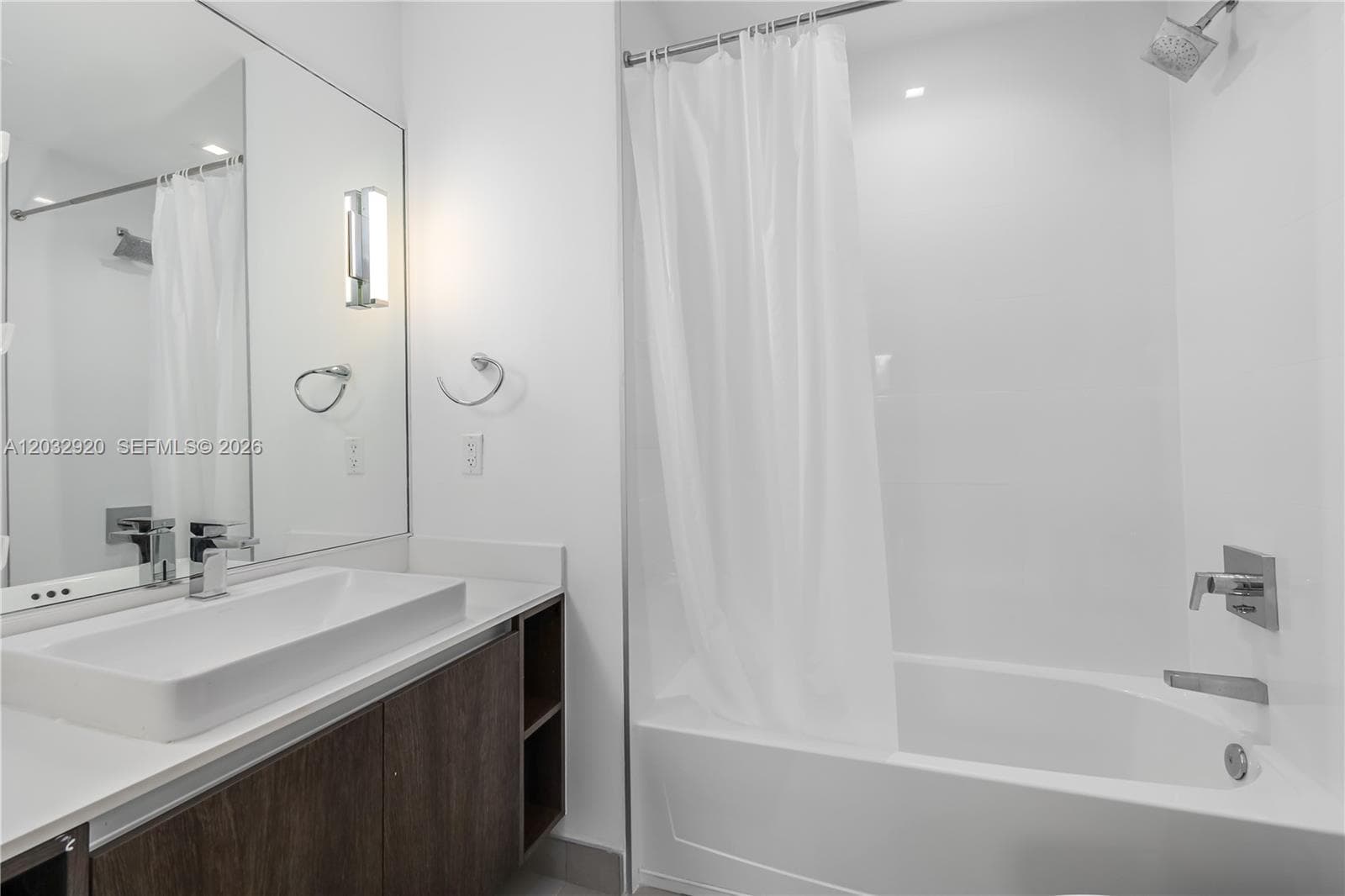 455 NE 39th St # 109, Miami FL 33137 — 18