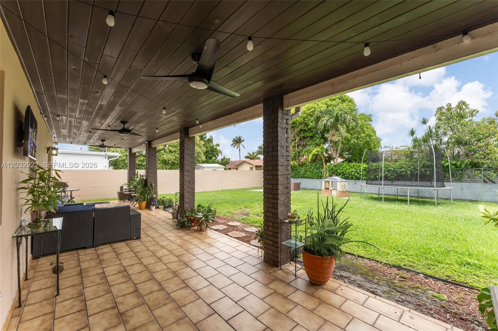 14061 SW 39th St, Miami FL 33175 — 24