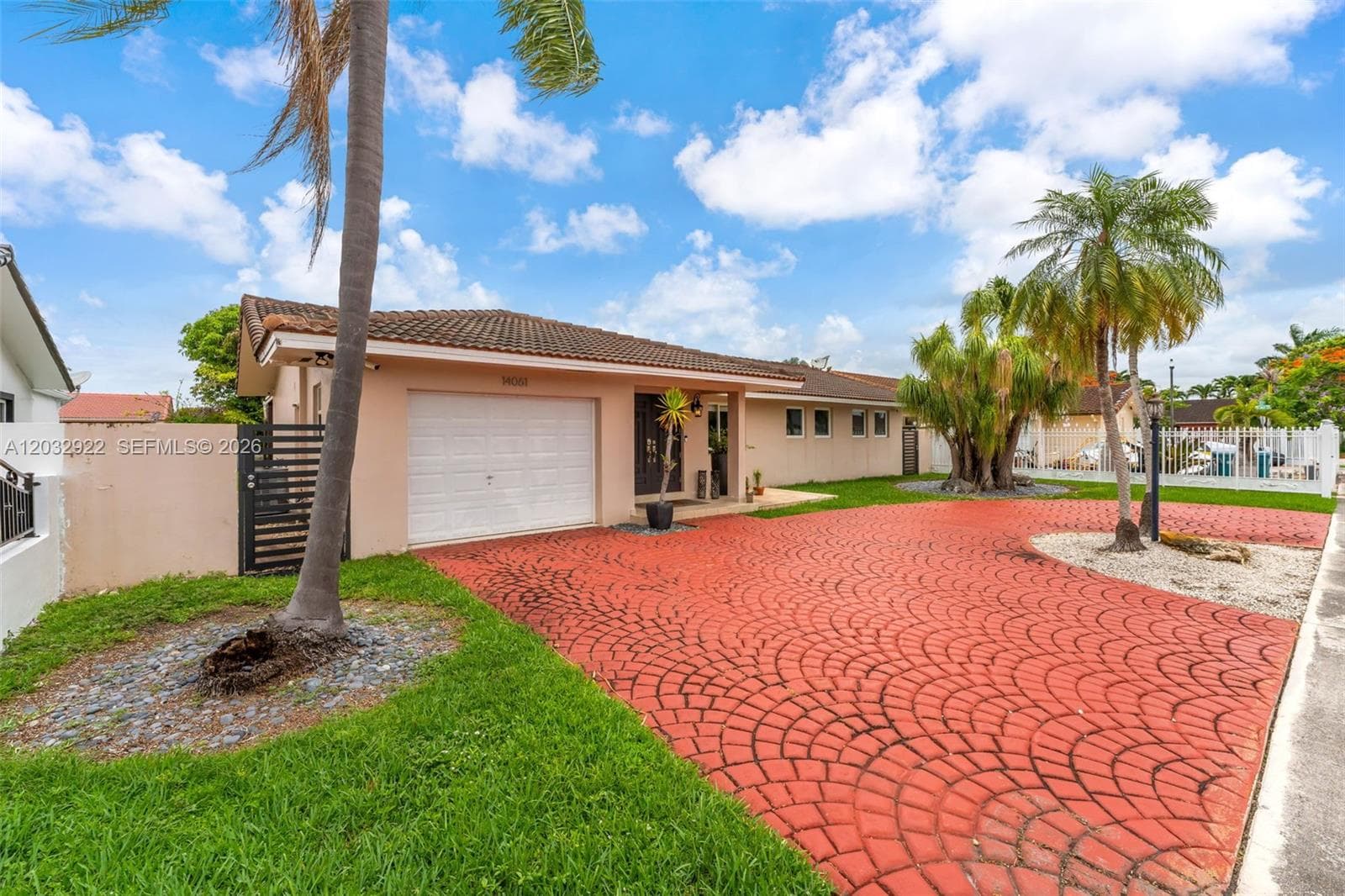14061 SW 39th St, Miami FL 33175 — 33