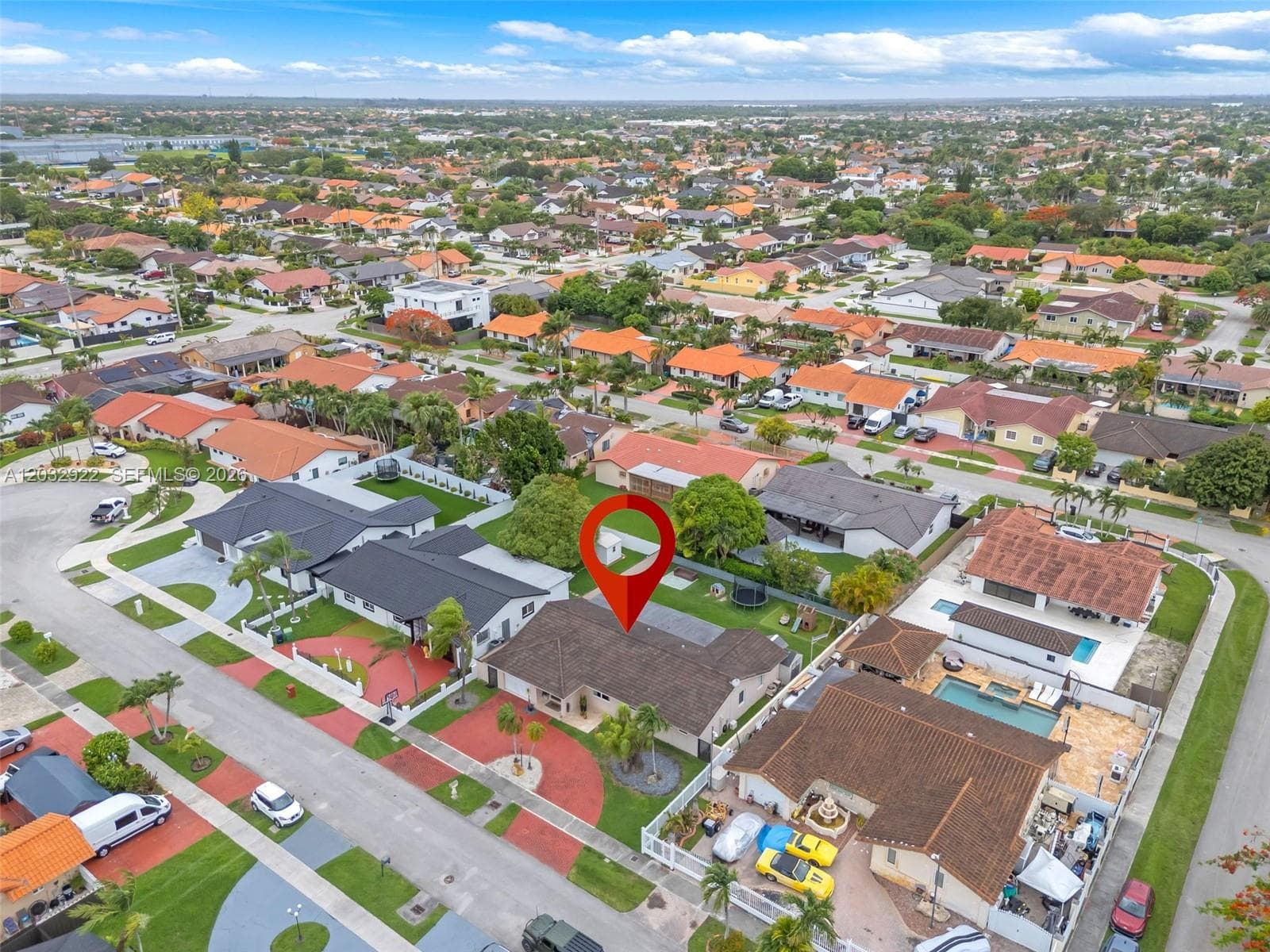 14061 SW 39th St, Miami FL 33175 — 39