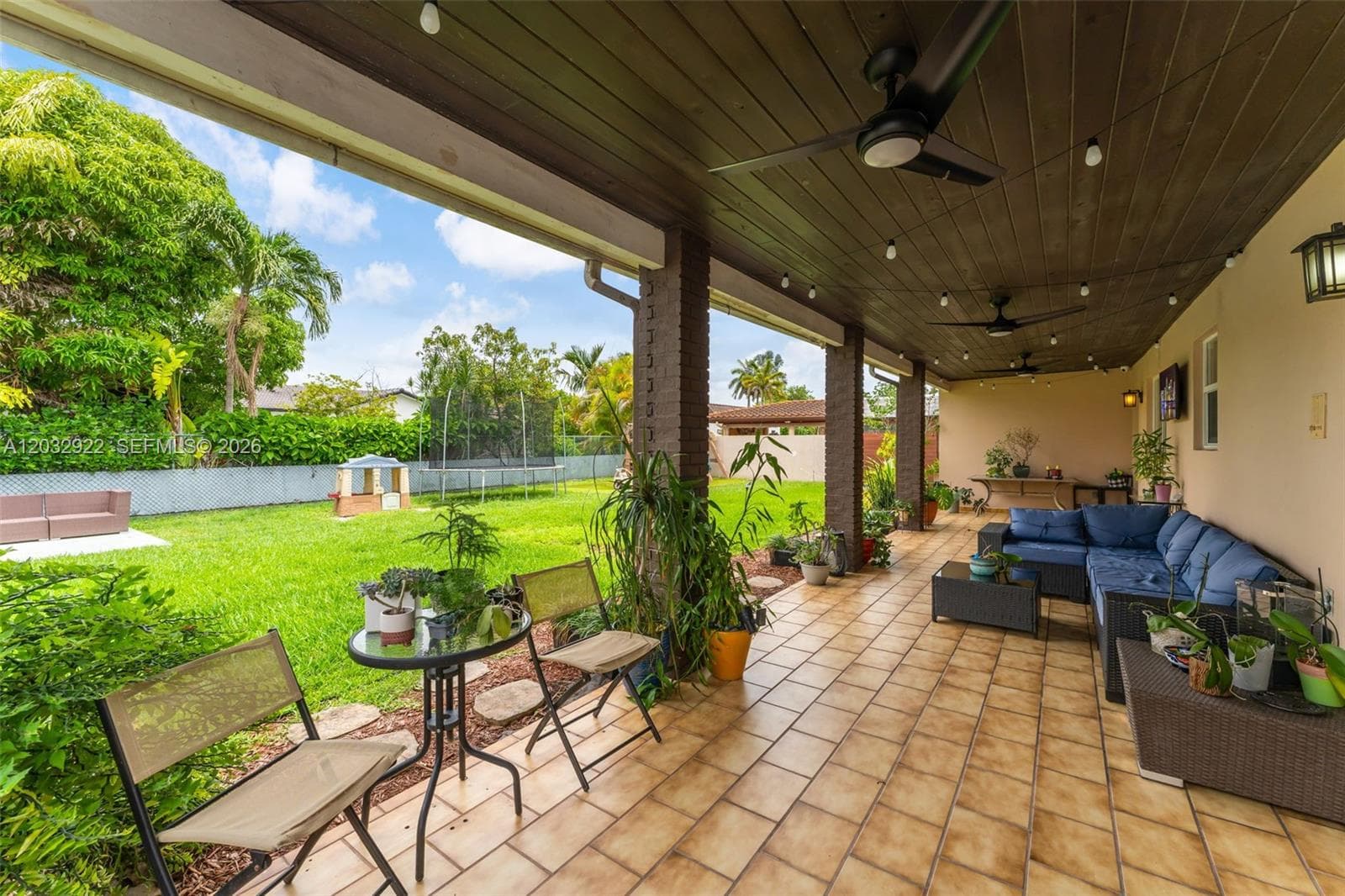 14061 SW 39th St, Miami FL 33175 — 25