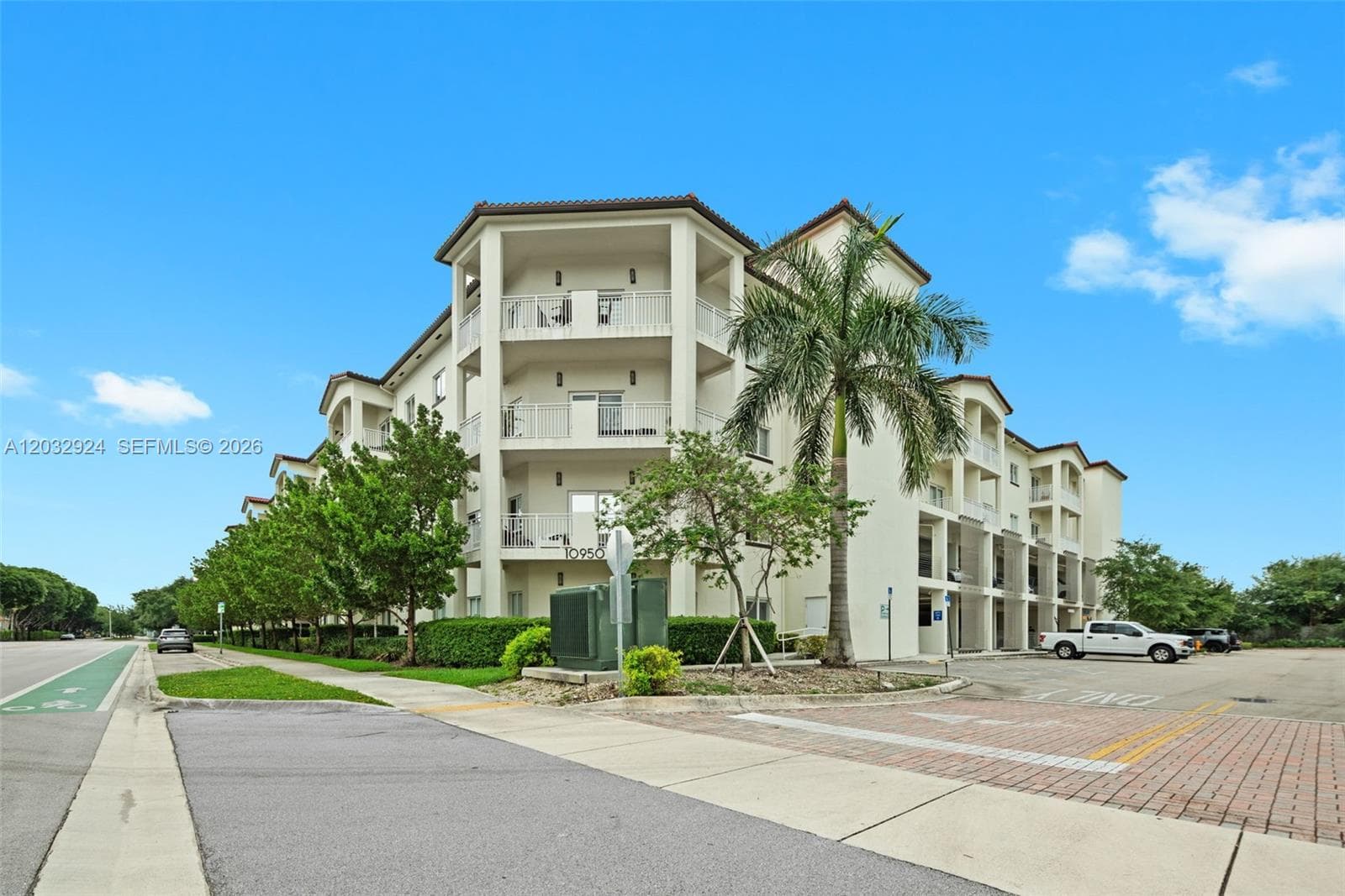 10950 NW 82nd St # 213, Doral FL 33178 — 1