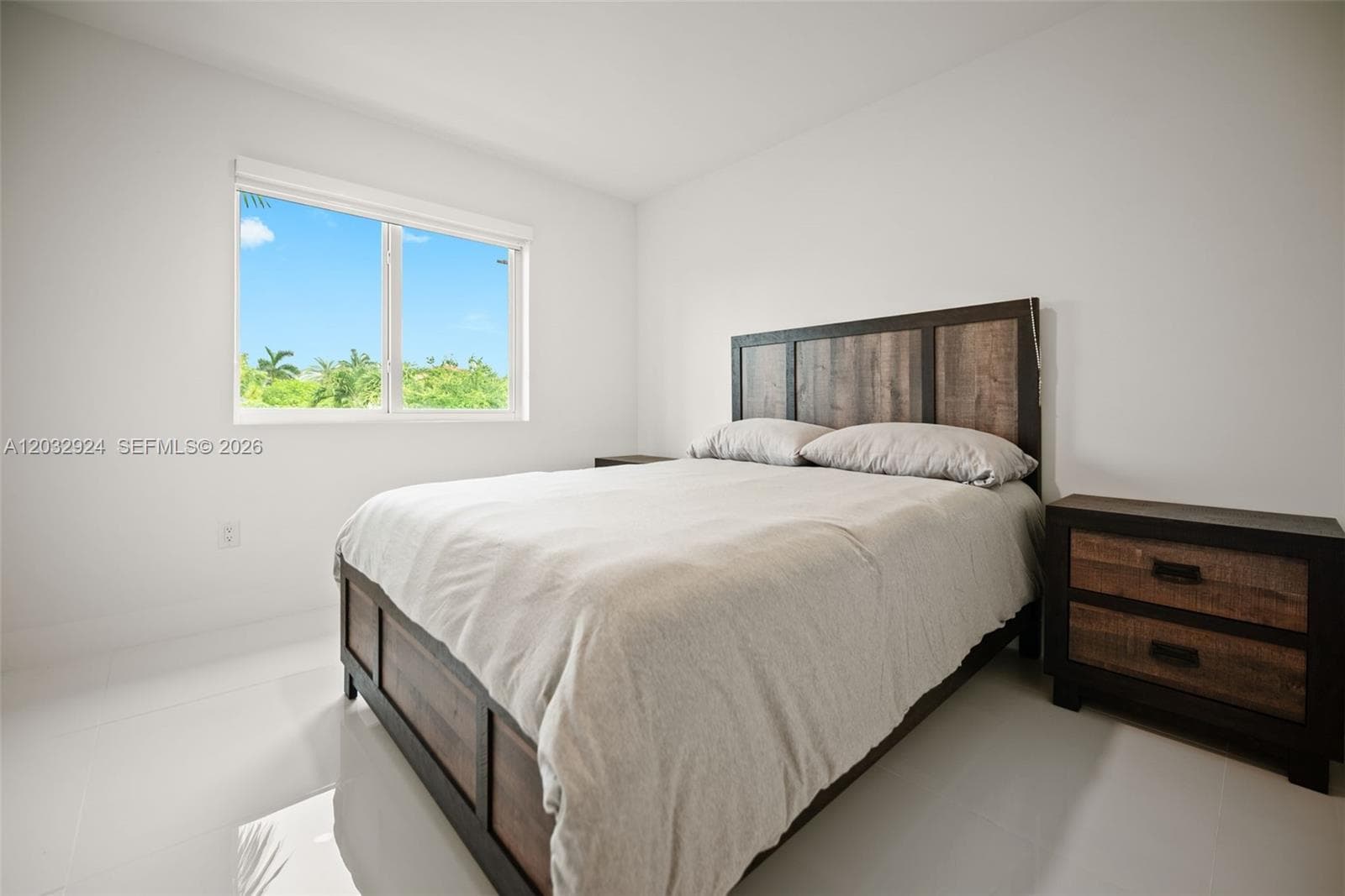 10950 NW 82nd St # 213, Doral FL 33178 — 11