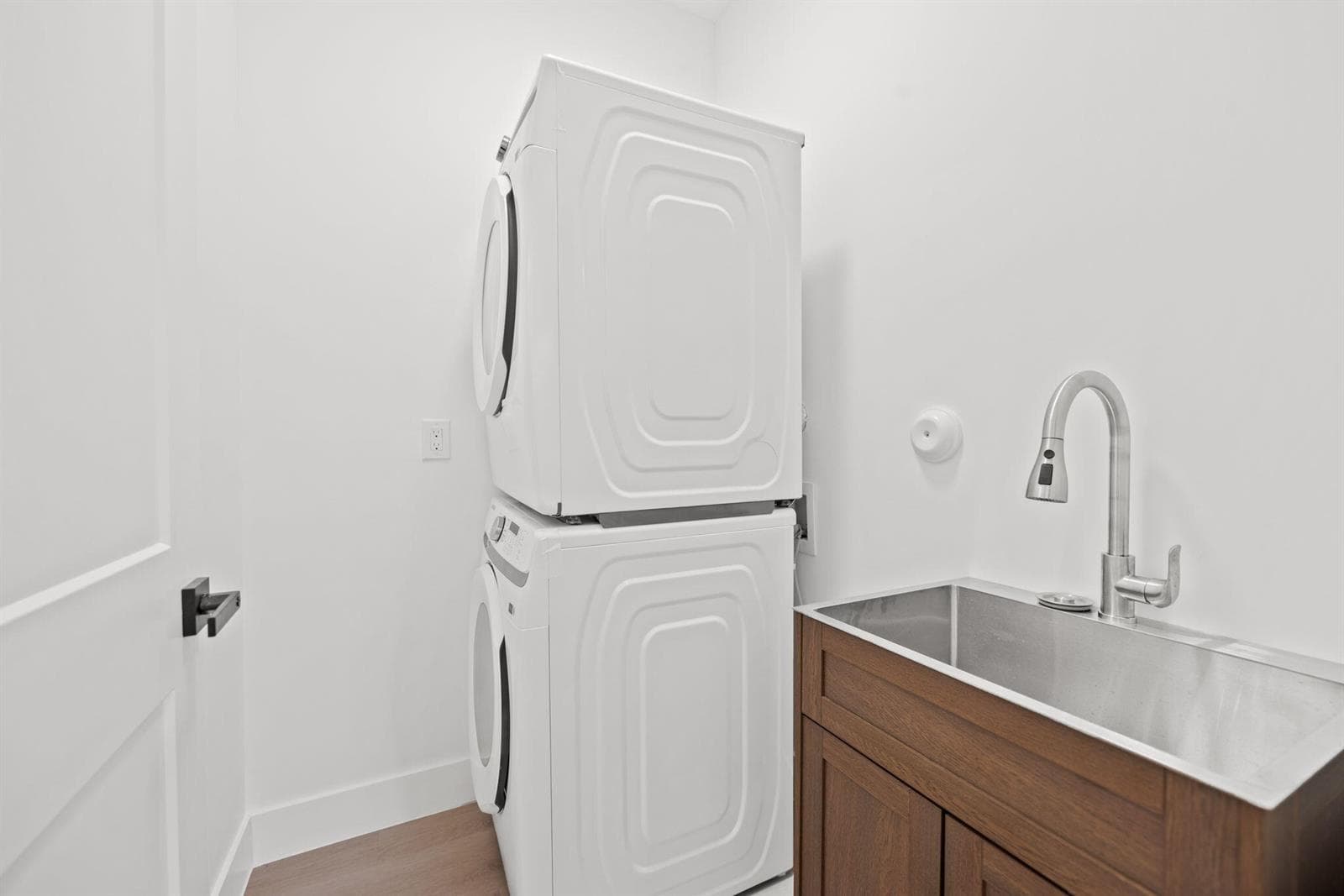 1355 NW 42nd Street # 1355, Miami FL 33142 — 22