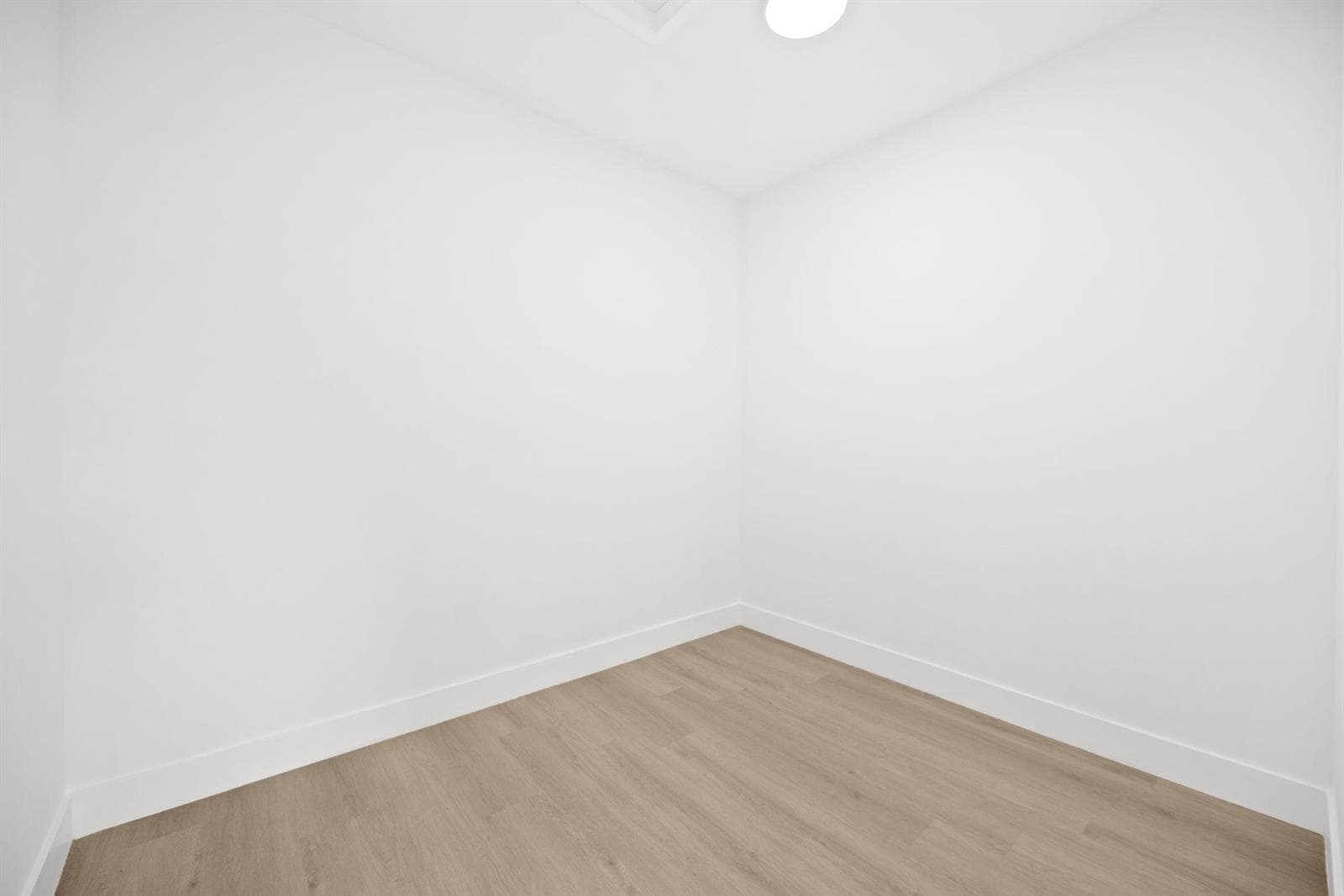 1355 NW 42nd Street # 1355, Miami FL 33142 — 20