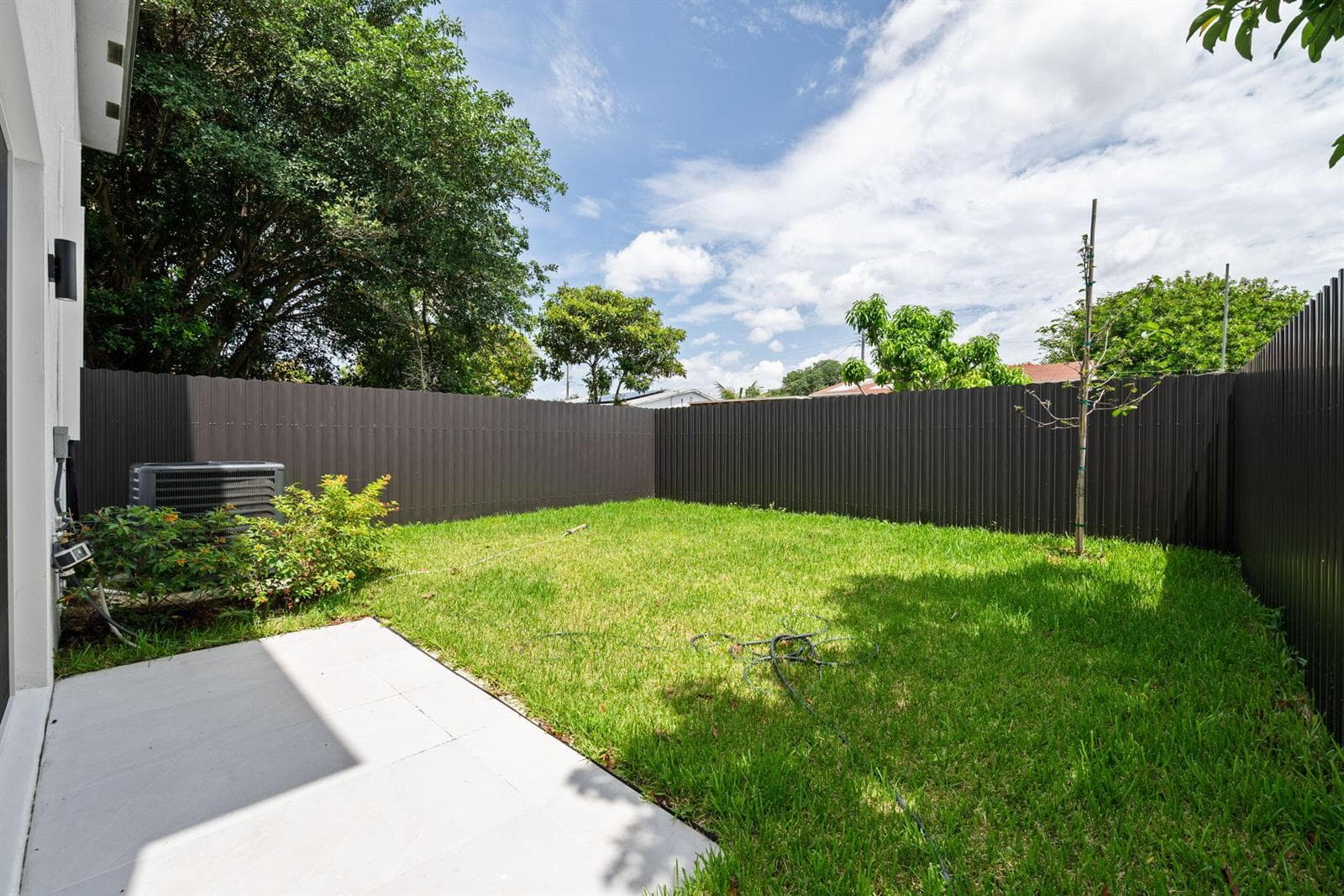 1355 NW 42nd Street # 1355, Miami FL 33142 — 25
