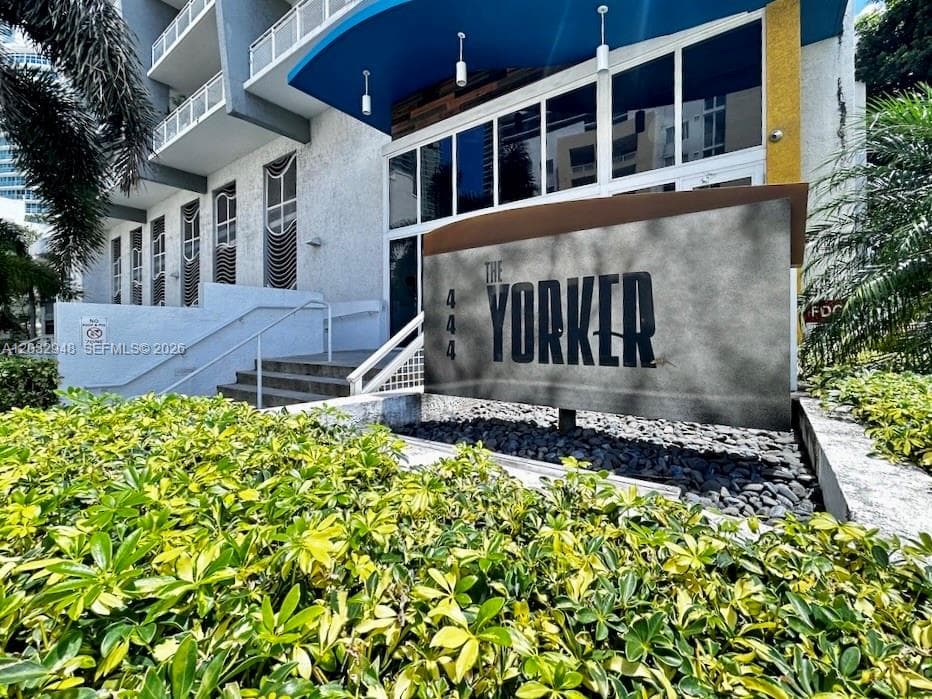 444 NE 30th St # 707, Miami FL 33137 — 1