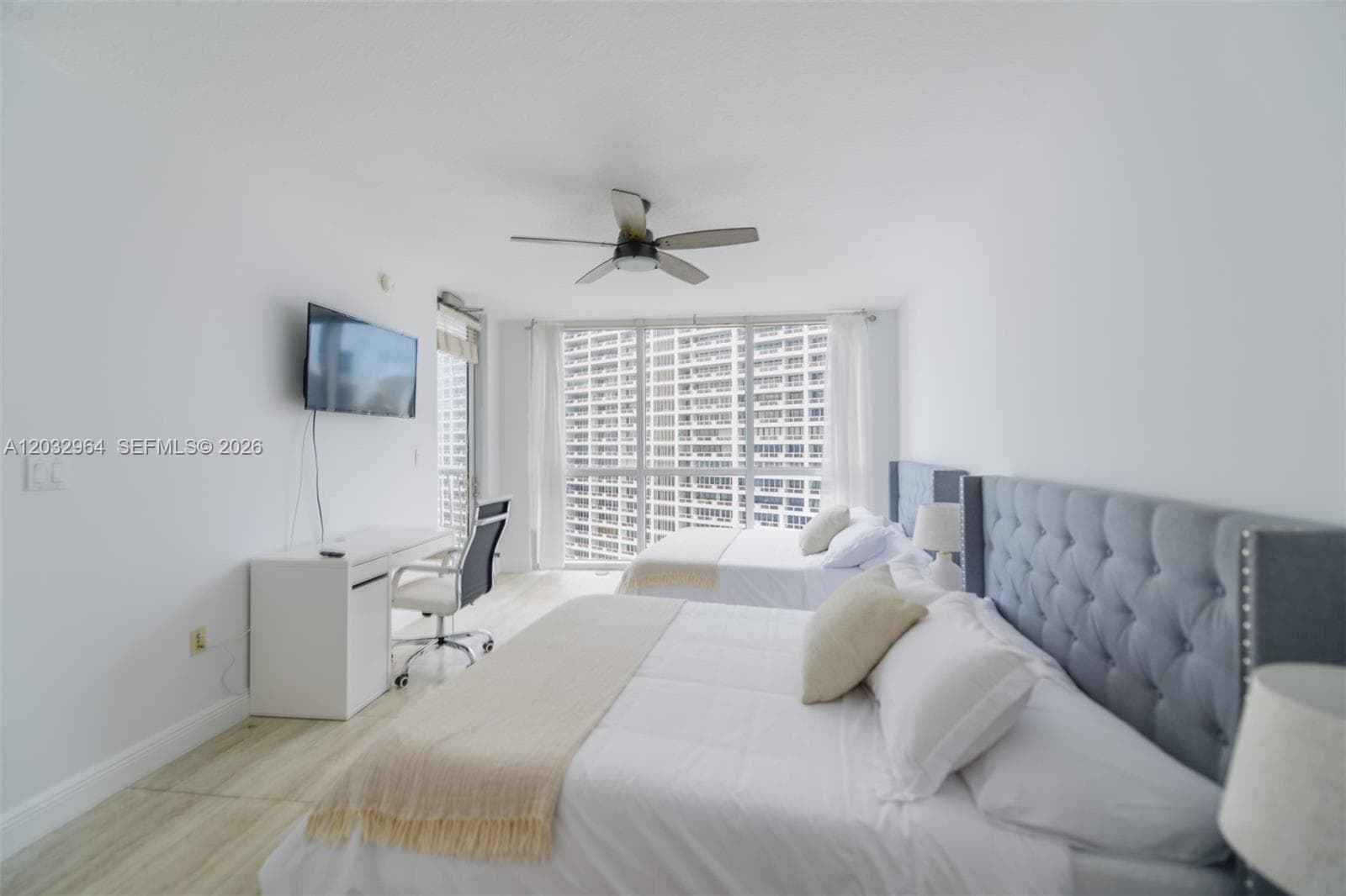 1750 N Bayshore Dr # 2402, Miami FL 33132 — 22