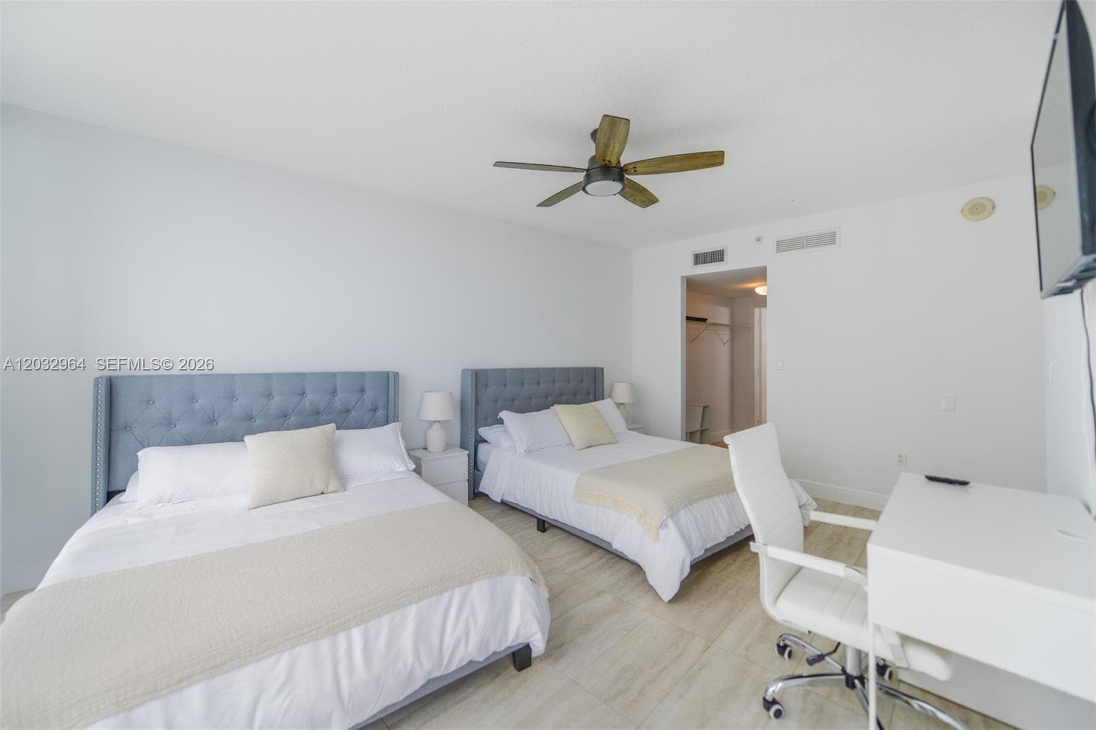 1750 N Bayshore Dr # 2402, Miami FL 33132 — 20