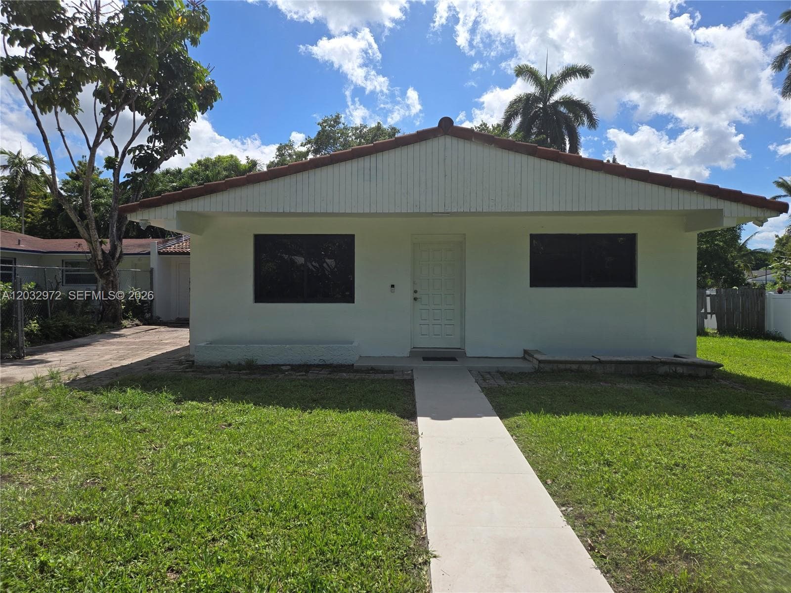 13100 NE 3rd Ct # 1, North Miami FL 33161 — 2