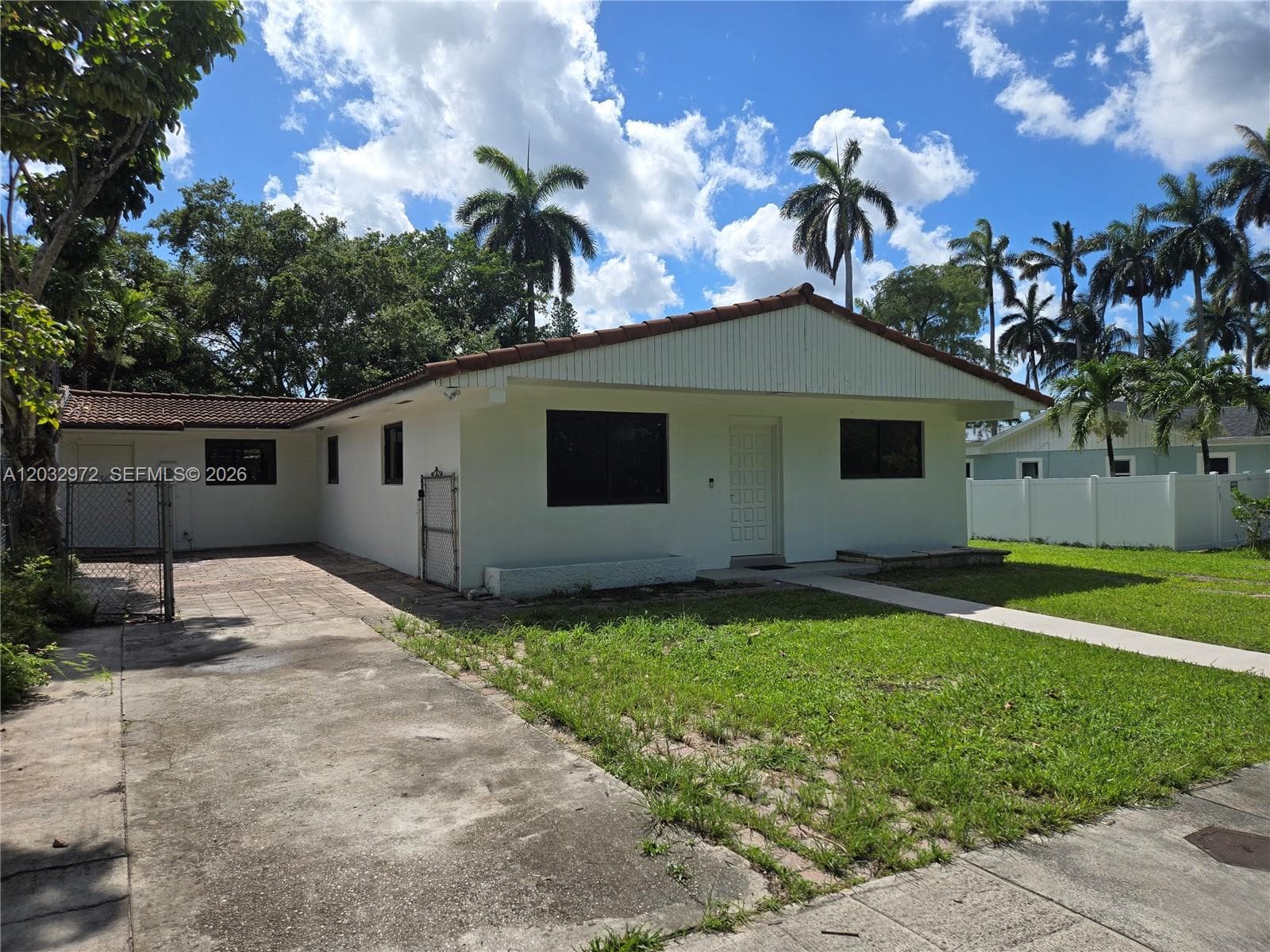 13100 NE 3rd Ct # 1, North Miami FL 33161 — 1