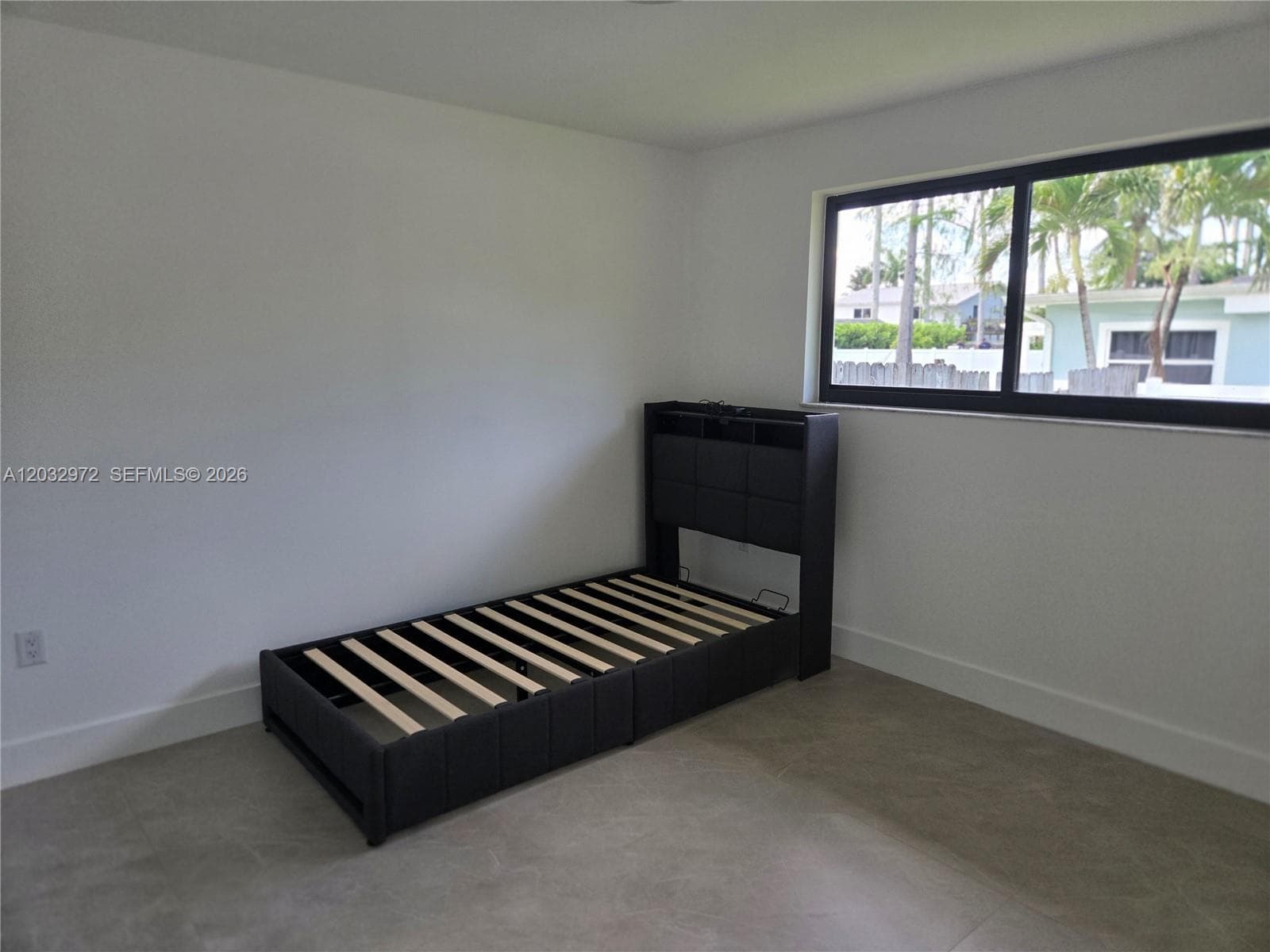 13100 NE 3rd Ct # 1, North Miami FL 33161 — 14