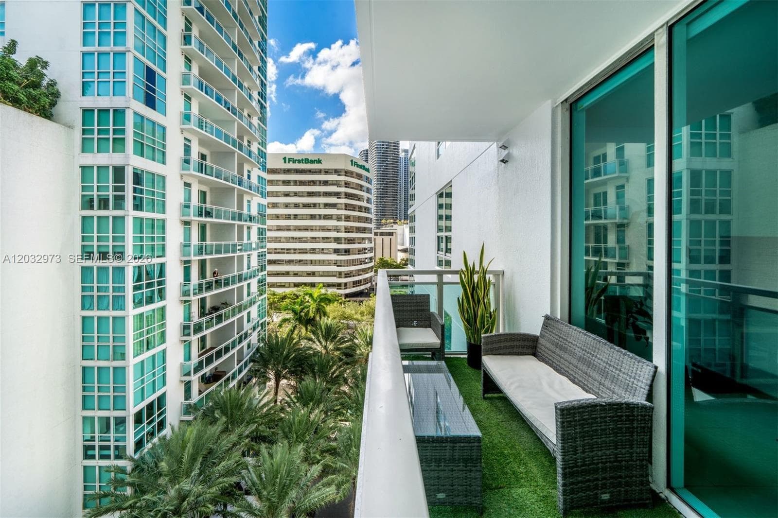 950 Brickell Bay Dr # 803, Miami FL 33131 — 1