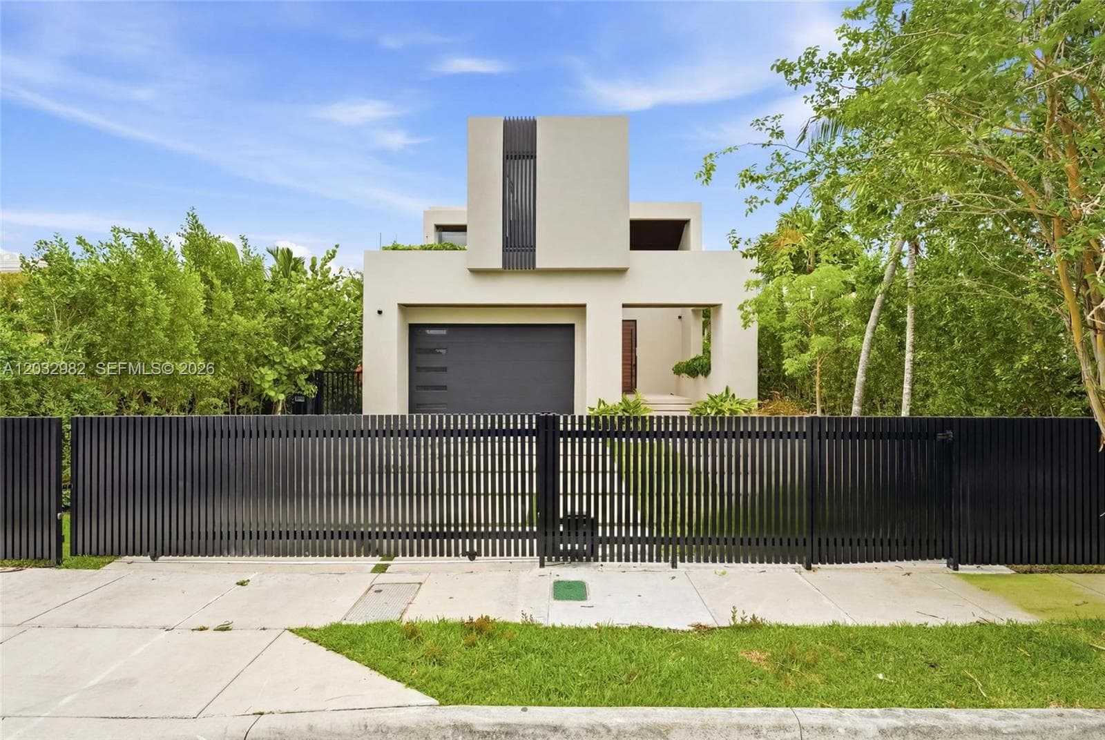 1050 Stillwater Dr, Miami Beach FL 33141 — 2