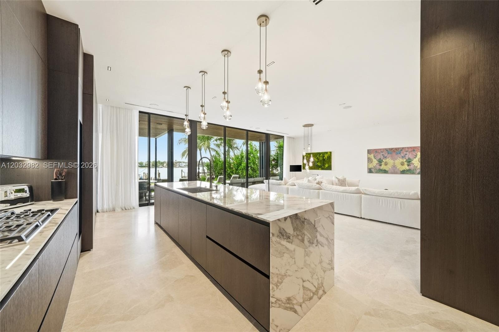 1050 Stillwater Dr, Miami Beach FL 33141 — 14