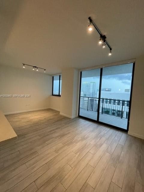 999 SW 1st Ave # 3115, Miami FL 33130 — 5