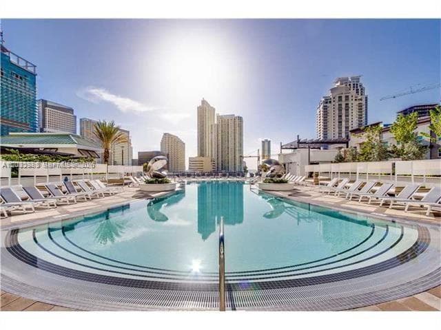 999 SW 1st Ave # 3115, Miami FL 33130 — 31