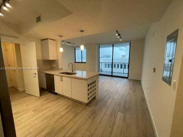 999 SW 1st Ave # 3115, Miami FL 33130 — 4