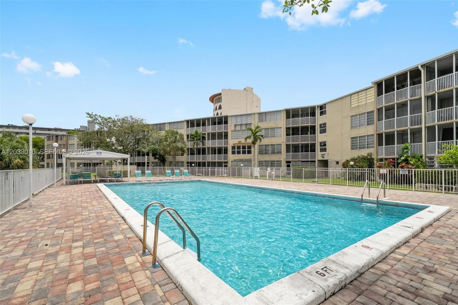 1690 NE 191st St # 1, Miami FL 33179 — 27