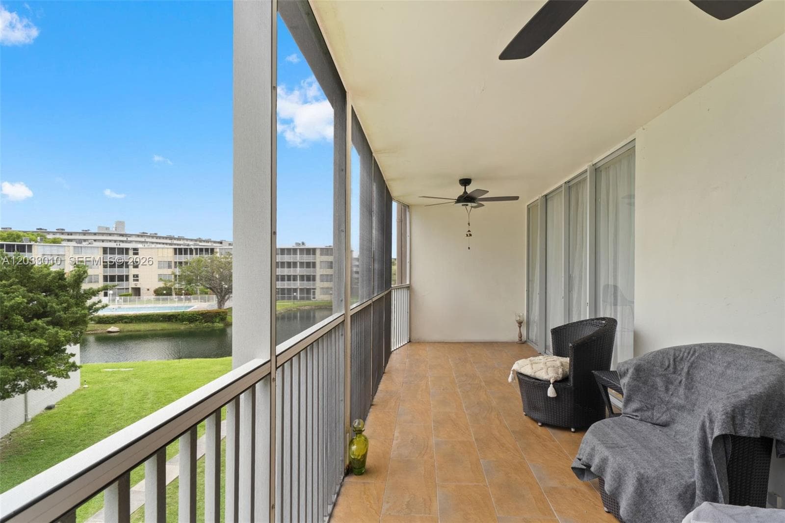 1690 NE 191st St # 1, Miami FL 33179 — 24
