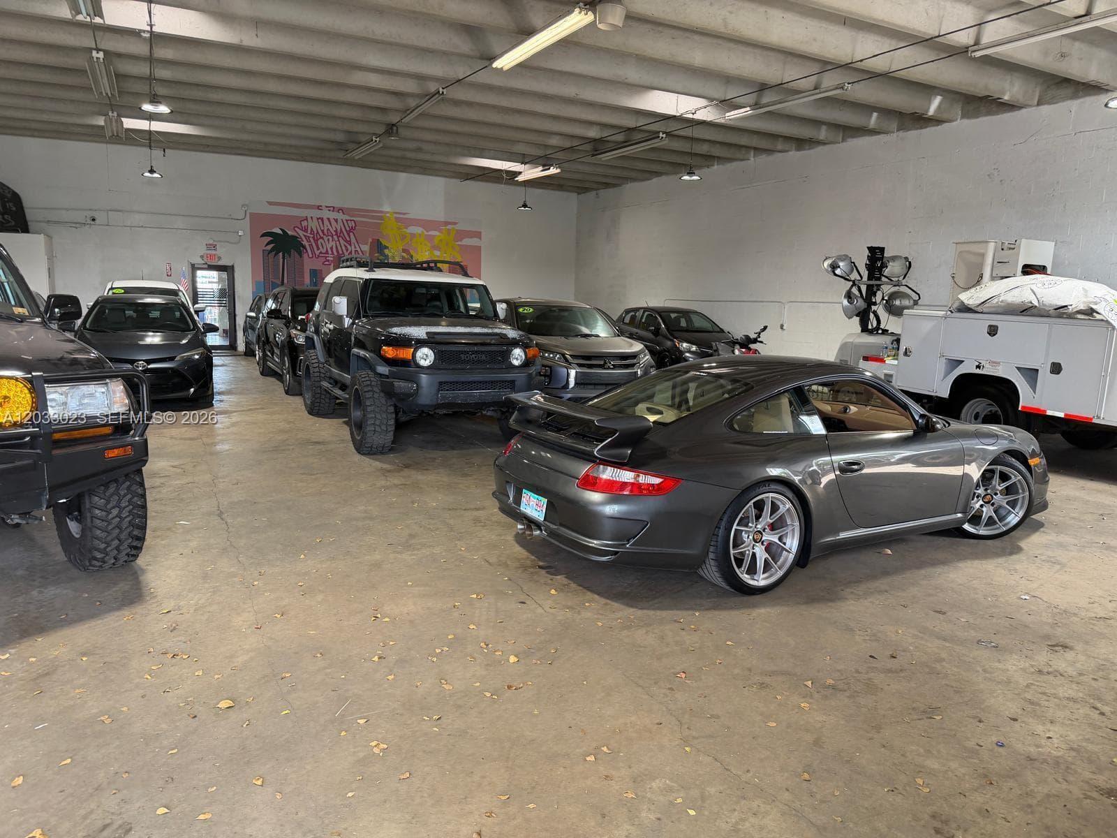 6900 NW 72 Avenue, Miami FL 33166 — 9