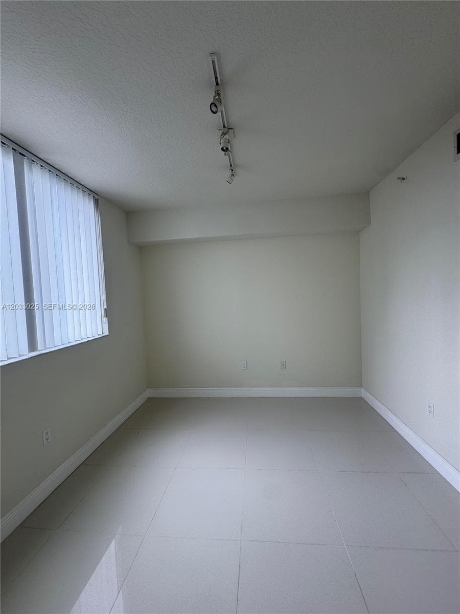 1861 NW S River Dr # 803, Miami FL 33125 — 11