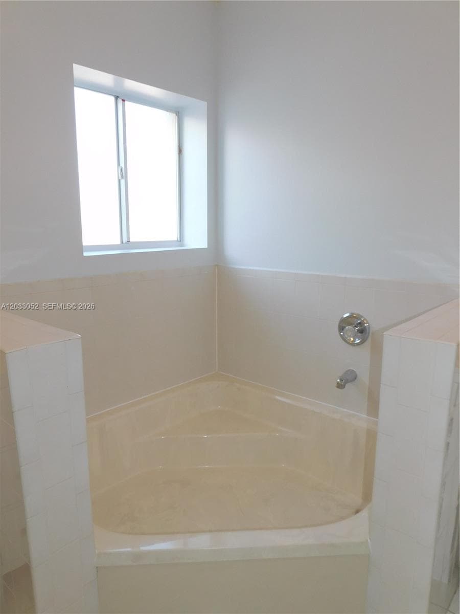 15002 SW 161st Pl, Miami FL 33196 — 38