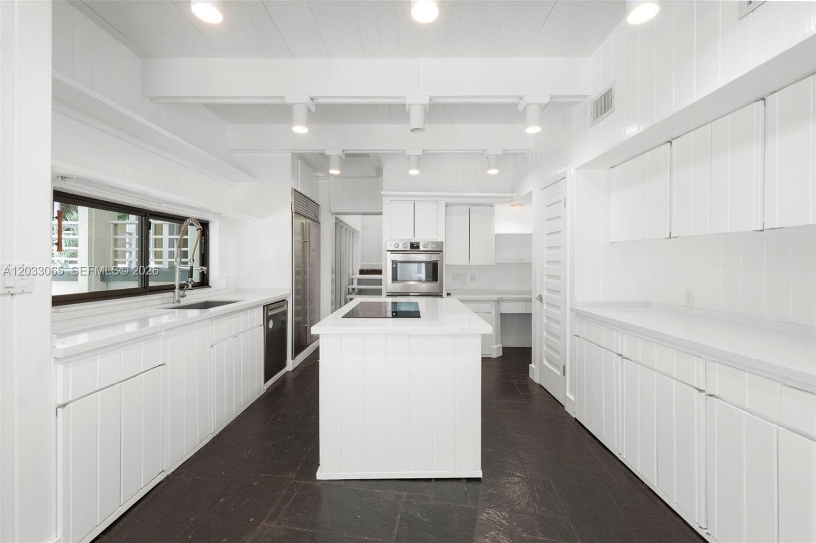 5600 Oakwood Ln, Coral Gables FL 33156 — 12