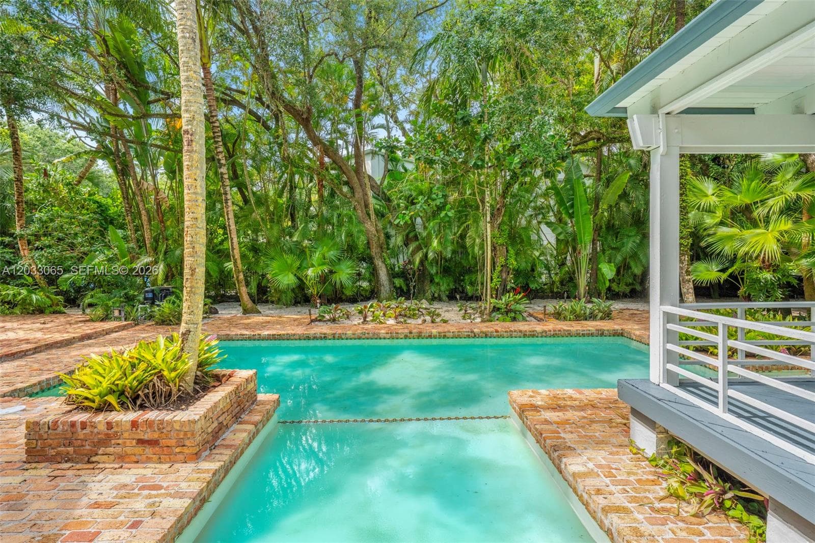 5600 Oakwood Ln, Coral Gables FL 33156 — 26